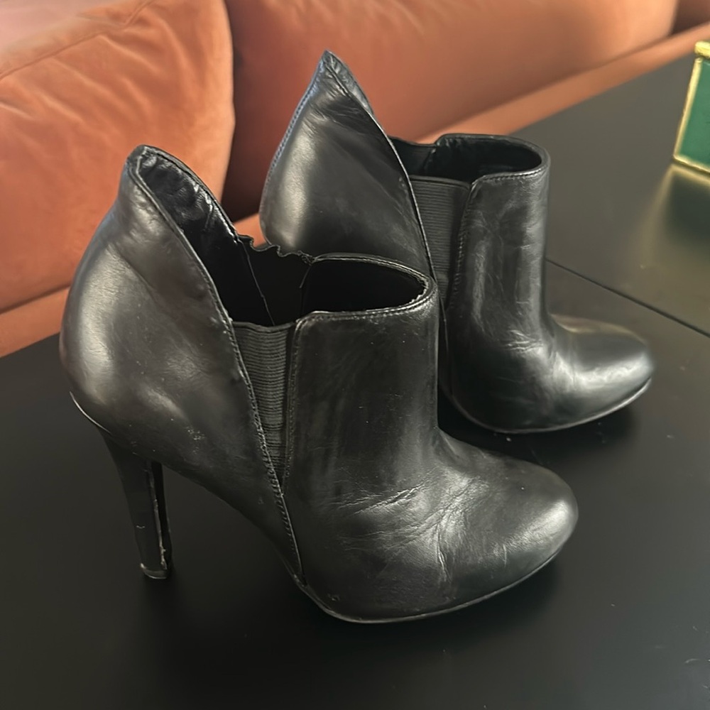 BCBGeneration Bootie - 6.5